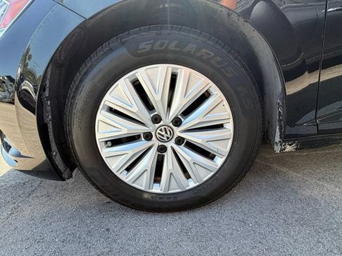 Used 2019 Volkswagen Jetta S w/ Driver Assistance Package FWD image 9