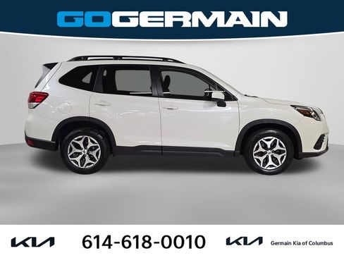 Used 2024 Subaru Forester Premium AWD/4WD image 7