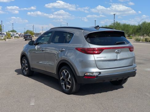 Used 2020 Kia Sportage EX w/ Option Group 15 AWD/4WD image 3