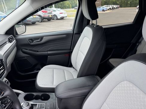 Used 2024 Ford Escape Active AWD/4WD image 10