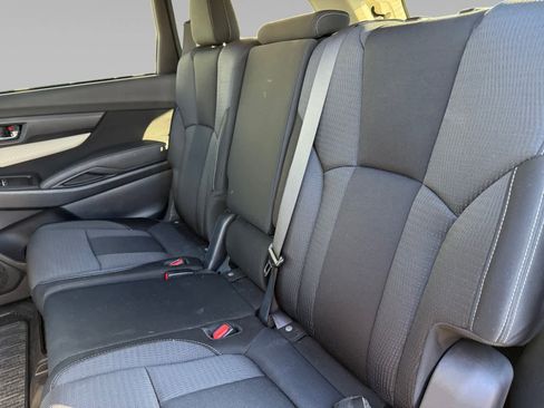 Used 2022 Subaru Ascent Premium w/ Convenience Package image 13