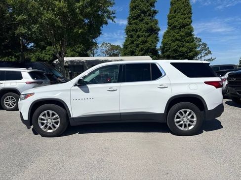 Used 2020 Chevrolet Traverse LS FWD image 8