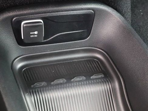 New 2026 Chrysler Pacifica Select image 31