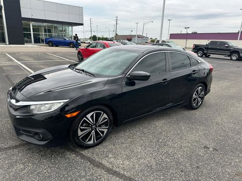 Used 2017 Honda Civic EX-T image 7