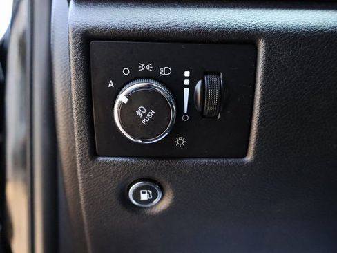 Used 2019 Jeep Grand Cherokee Limited AWD/4WD image 37