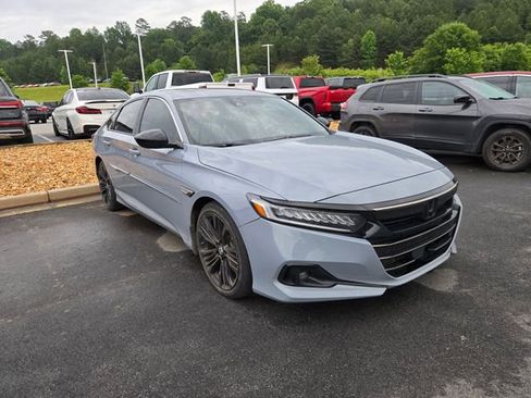 Certified 2022 Honda Accord Sport image 3