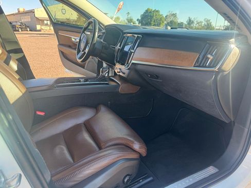Used 2018 Volvo S90 T6 Inscription w/ Convenience Package AWD/4WD image 39
