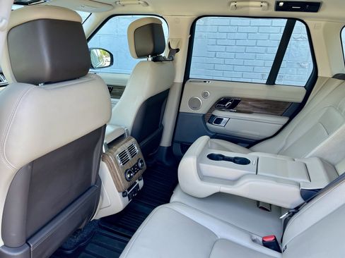 Used 2019 Land Rover Range Rover HSE AWD/4WD image 30