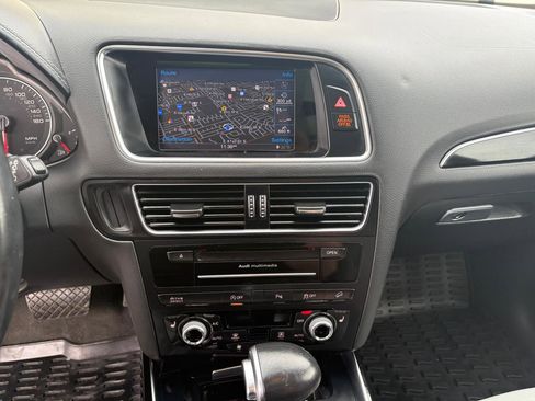 Used 2015 Audi Q5 3.0T Prestige image 5