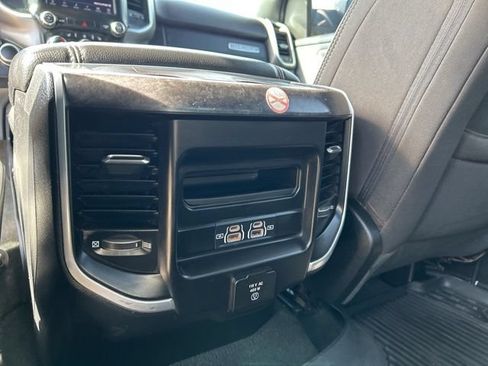Used 2022 RAM 1500 Big Horn AWD/4WD image 40