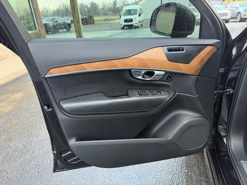 Used 2020 Volvo XC90 T6 Inscription w/ Protection Package Premier image 13