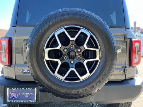 Used 2025 Ford Bronco Outer Banks AWD/4WD image 15