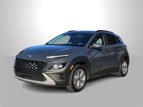 Used 2023 Hyundai Kona SEL image 4