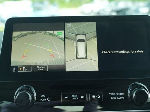 Used 2023 Nissan Armada SL w/ Captain's Chairs Package AWD/4WD image 30