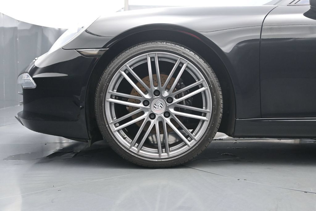Used 2013 Porsche 911 Carrera RWD image 8