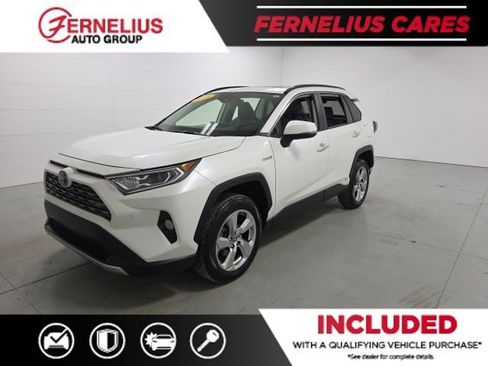 Used 2019 Toyota RAV4 Limited w/ Limited Grade Weather Package image 3
