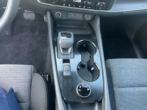 Used 2023 Nissan Rogue SV AWD/4WD image 23