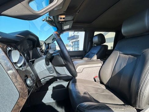 Used 2014 Ford F350 Platinum w/ Platinum Package image 2
