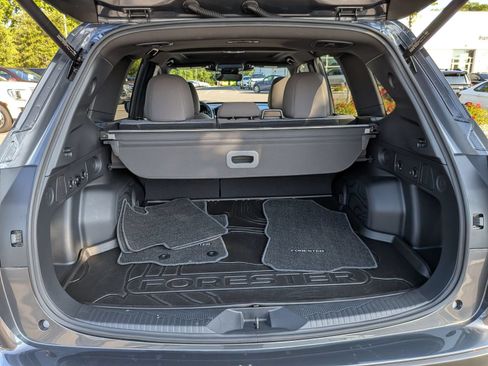 Used 2025 Subaru Forester Premium w/ Convenience Package #1 AWD/4WD image 32