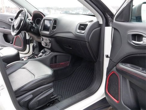 Used 2019 Jeep Compass Trailhawk w/ Leather Interior Group image 20