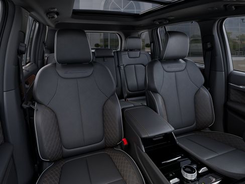 New 2025 Jeep Grand Cherokee Summit image 34