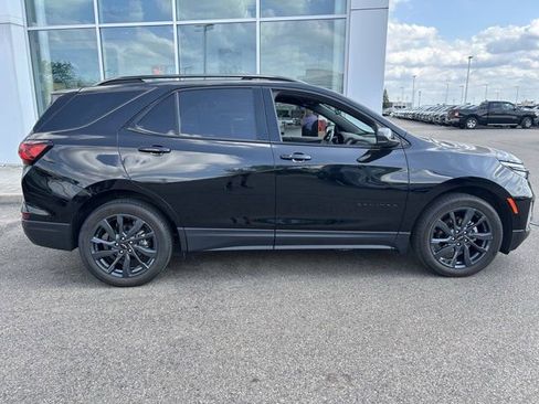Used 2024 Chevrolet Equinox RS w/ LPO, Floor Liner Package FWD image 8