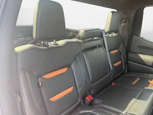 Used 2022 GMC Sierra 1500 AT4 image 25