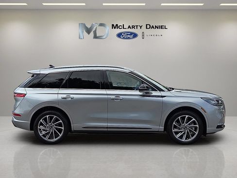 Used 2022 Lincoln Corsair Grand Touring AWD/4WD image 6
