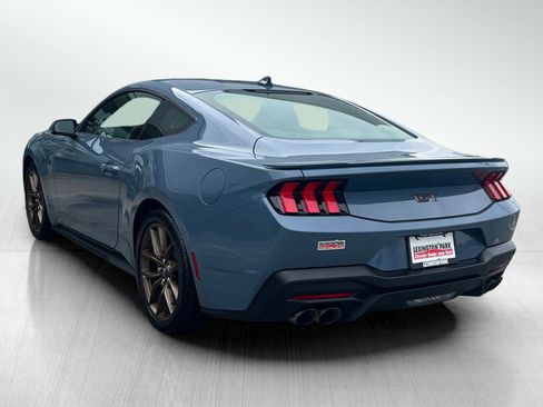 Used 2025 Ford Mustang GT Premium RWD image 7