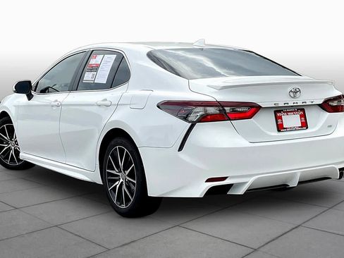 Used 2023 Toyota Camry SE FWD image 12