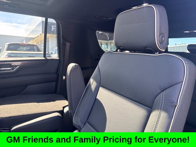 New 2026 GMC Yukon XL Elevation w/ Elevation Premium Package AWD/4WD image 16