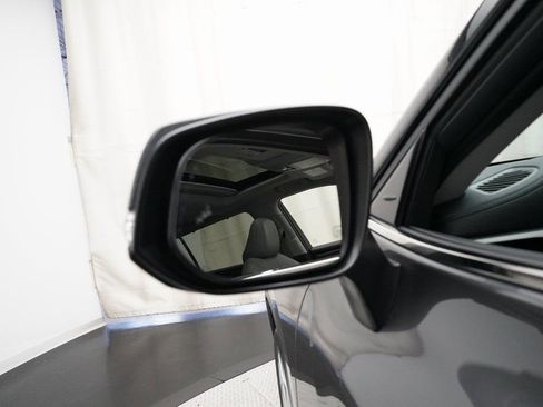 Used 2023 Toyota Highlander Limited image 25