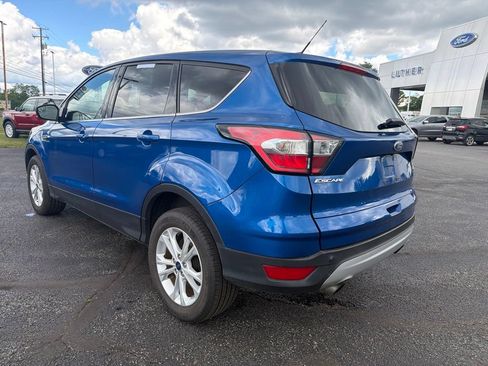 Used 2017 Ford Escape SE AWD/4WD image 3