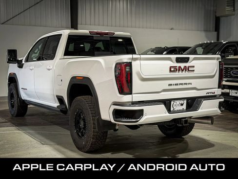 Used 2025 GMC Sierra 2500 AT4 w/ AT4 Premium Plus Package AWD/4WD image 7