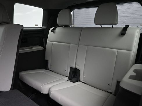 Certified 2025 Hyundai Santa Fe SEL AWD/4WD image 27