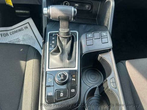 Used 2024 Kia Sportage LX AWD/4WD image 36