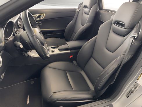 Used 2015 Mercedes-Benz SLK 250 image 5