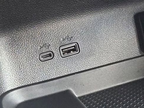 New 2026 Chevrolet Traverse LT FWD image 30