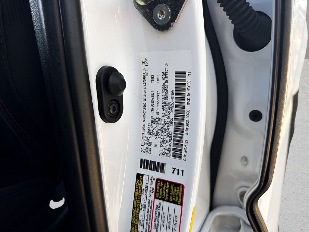 Used 2020 Toyota Tacoma TRD Sport RWD image 27
