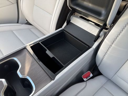 New 2026 GMC Acadia Denali w/ Super Cruise Package image 42