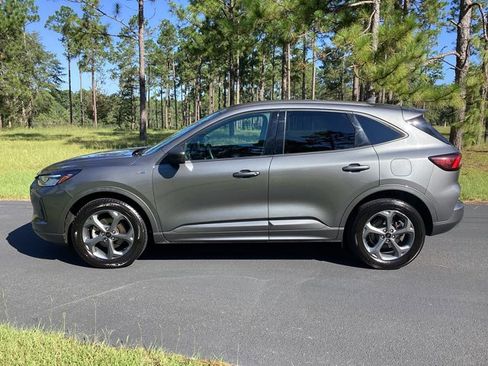 Used 2023 Ford Escape ST-Line image 4