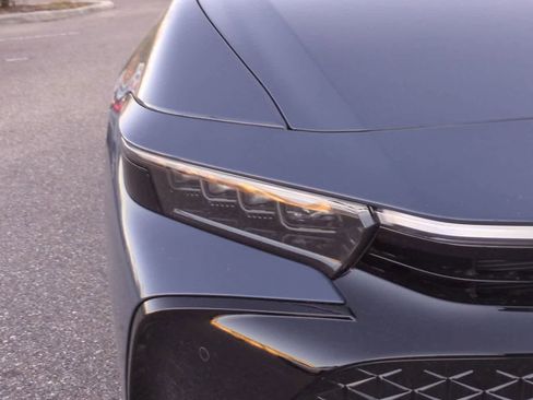 New 2026 Toyota Crown Platinum image 10