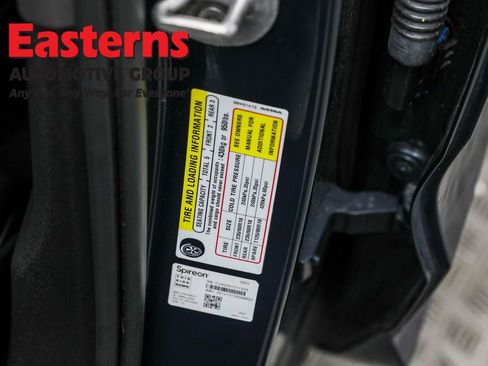 Used 2023 Volvo XC60 B5 Core image 34