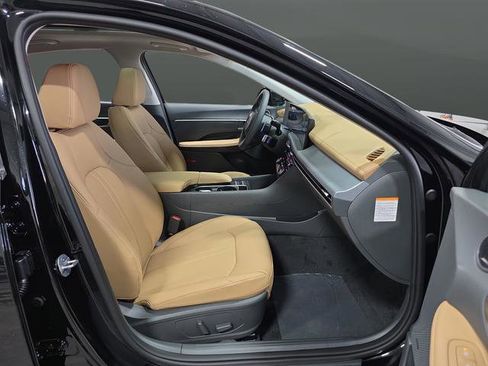 New 2026 Hyundai Sonata Limited image 33