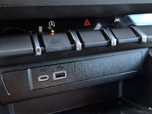 Certified 2023 Chevrolet Colorado Trail Boss w/ Advanced Trailering Package image 24