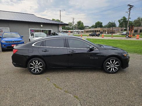 Used 2018 Chevrolet Malibu LT FWD image 5
