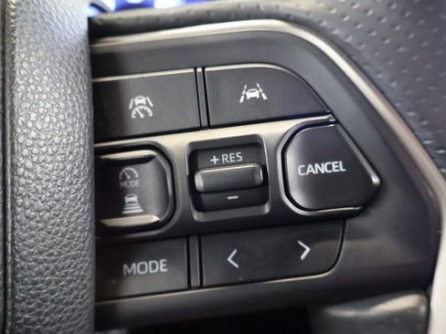 Certified 2025 Toyota 4Runner TRD Off-Road Premium AWD/4WD image 19
