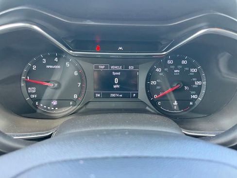 Used 2023 Chevrolet TrailBlazer LT FWD image 12