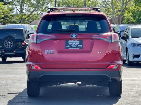 Used 2016 Toyota RAV4 LE FWD image 6