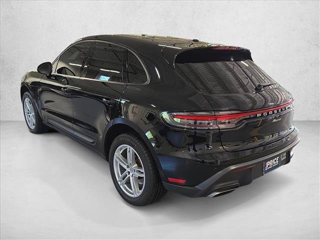 Used 2025 Porsche Macan AWD/4WD image 7